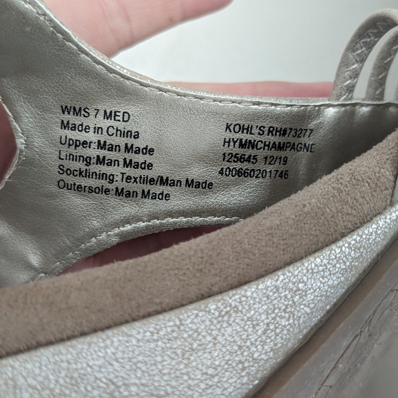 Croft and Barrow Ortholite Hymn Champagne Wedge Strappy Sandals Size 7 Jeweled - Picture 2 of 8